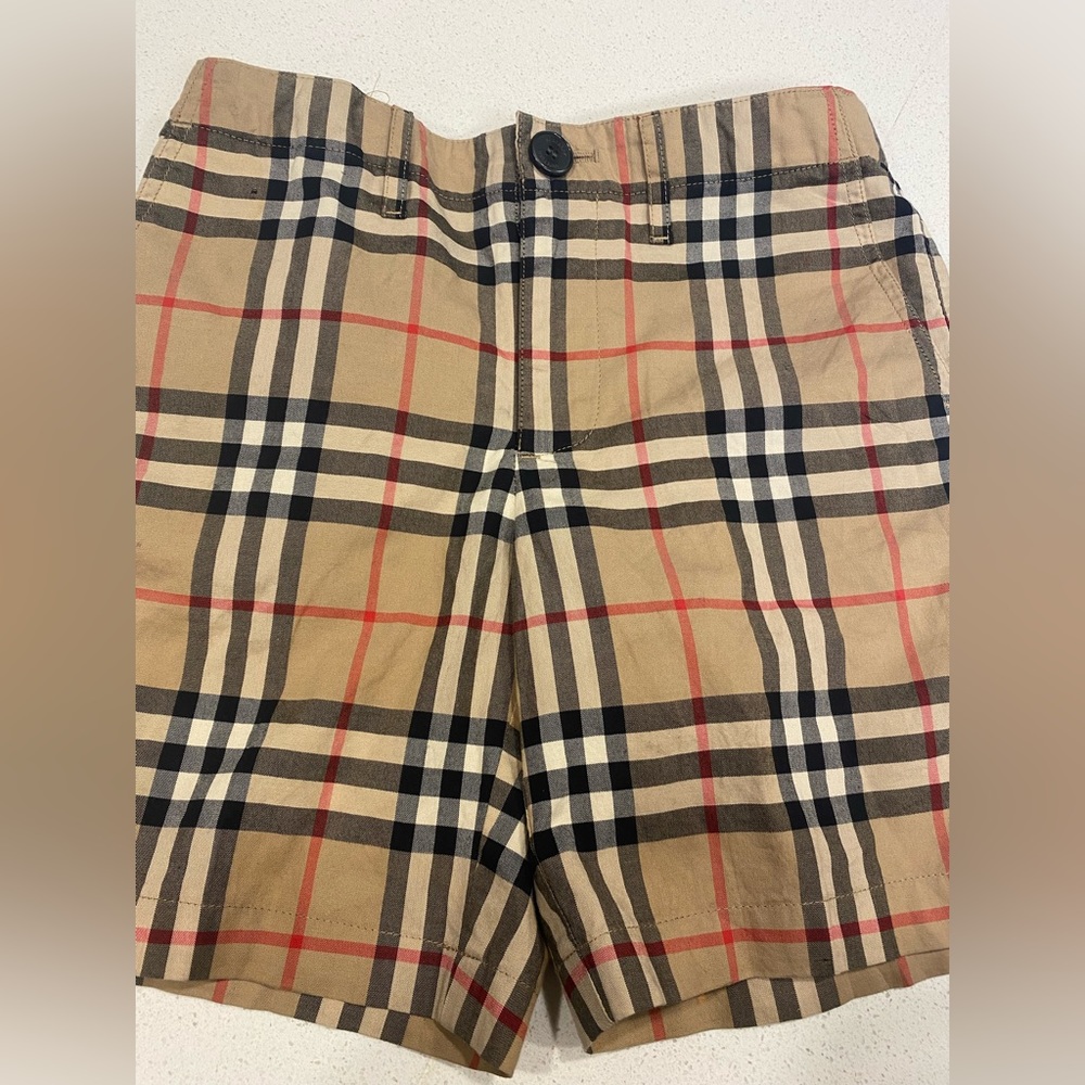 100% Authentic Burberry Shorts boys 6y